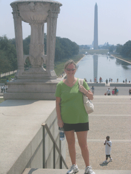 Amy on the steps of the Lincoln Memorial