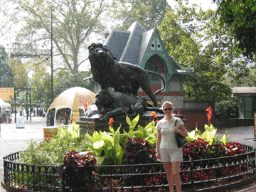 Amy at the Philadelphia Zoo